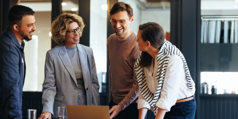Ontdek de vijf essentiële fases van teamontwikkeling voor een sterker team.
